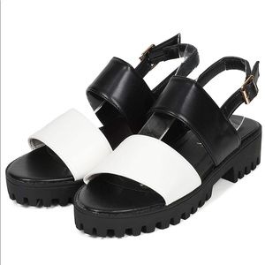 🌺 3/$30 Black/White Lug Style Sandals 🌺
